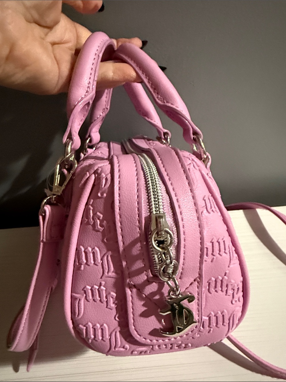 Juicy couture hand bag - Picture 3 of 5